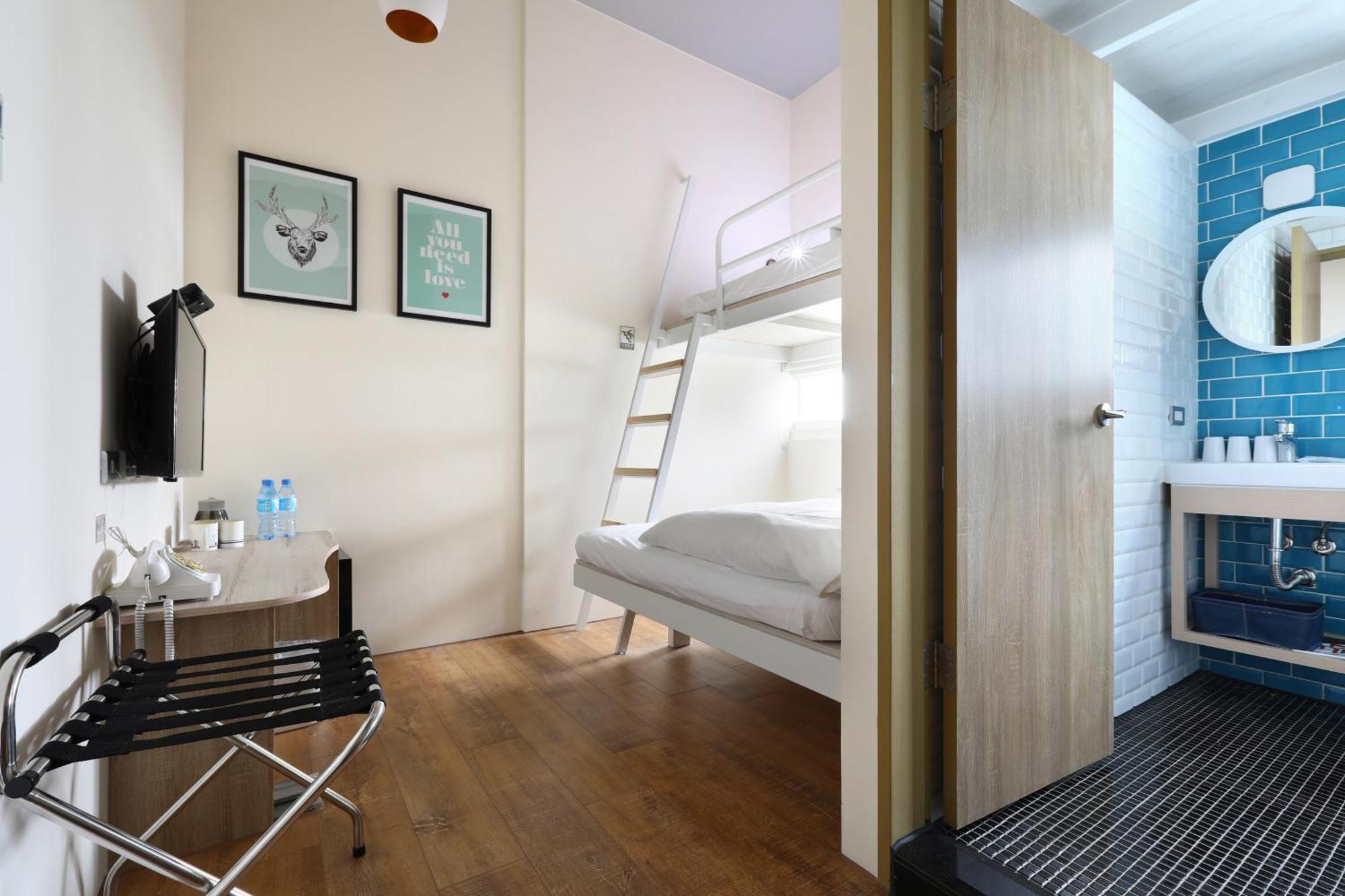 Mini Hotels Taichung Exterior photo